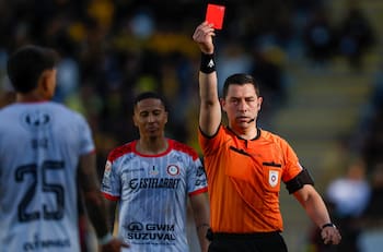 VIDEO | La polémica expulsión que desató la furia de Unión la Calera en su partido ante Coquimbo Unido