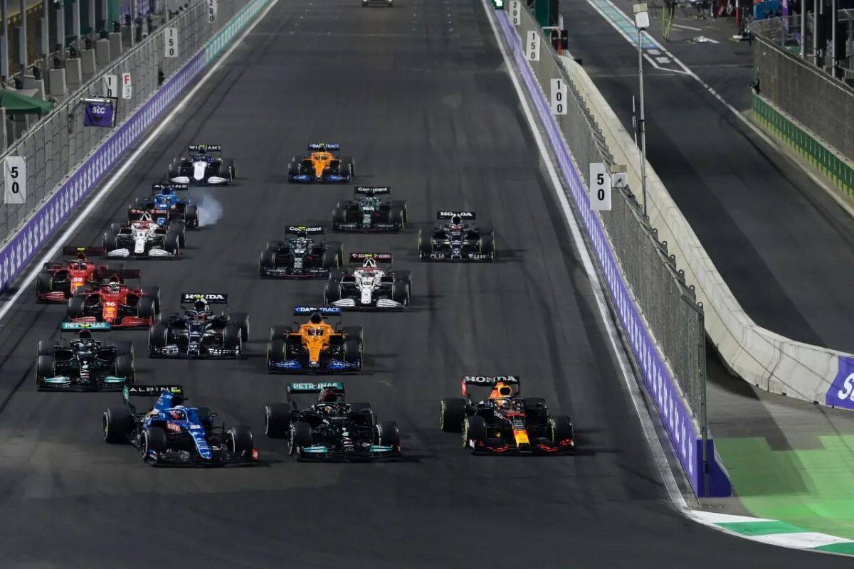 El Gran Premio de Arabia Saudita recibe esta semana a la categoría. Foto: Autobild.