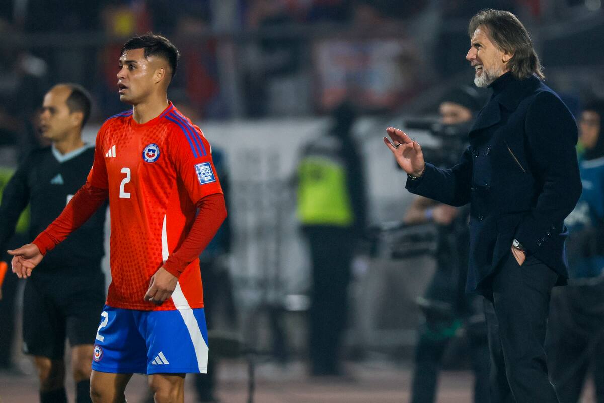 El lateral de la U ingresará como titular en el partido contra Bolivia. /Photosport