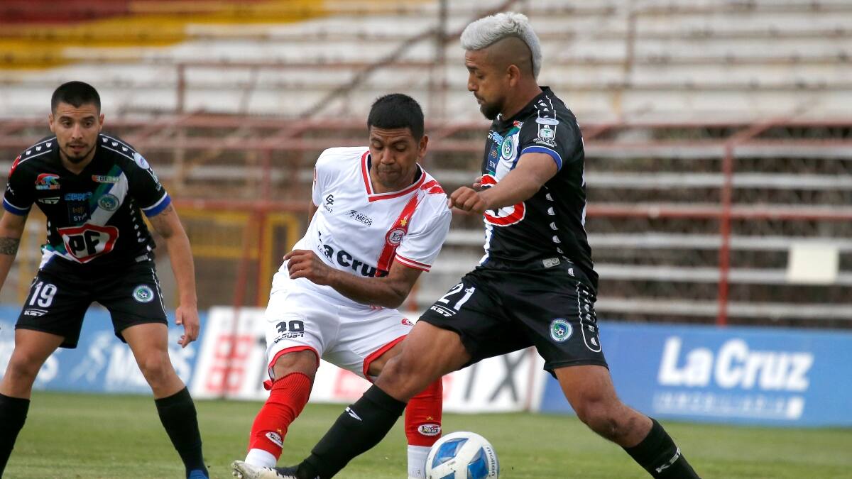 Fue bicampeón con la UC, descendió este 2023 y suena fuerte en el Deportes Temuco de Marcelo Salas