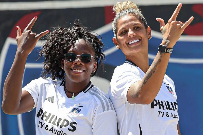 fueron presentadas en Colo Colo. Foto: Prensa Colo Colo.