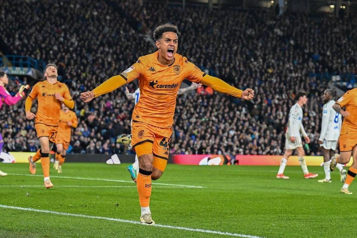 Fábio Carvalho en su paso por el HUll City de la Championship.