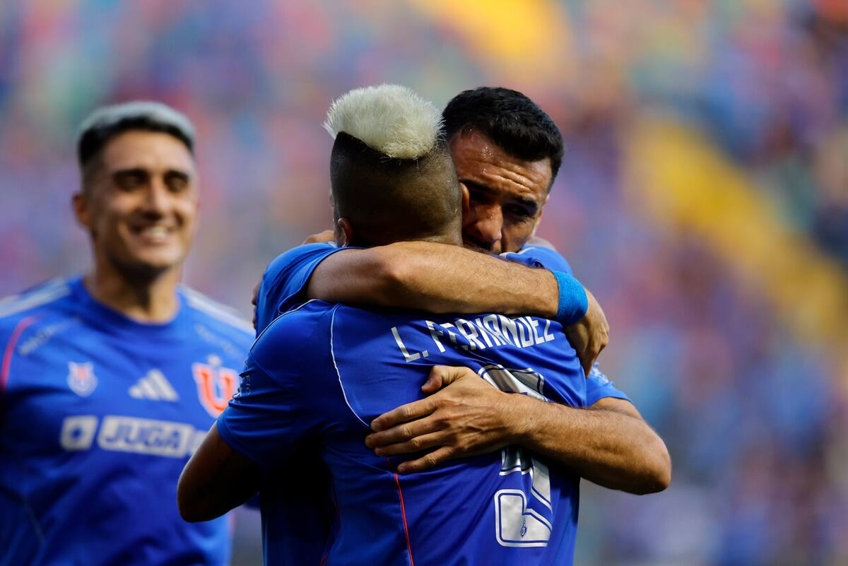 La U despidió al zaguero uruguayo. Foto: Aton.