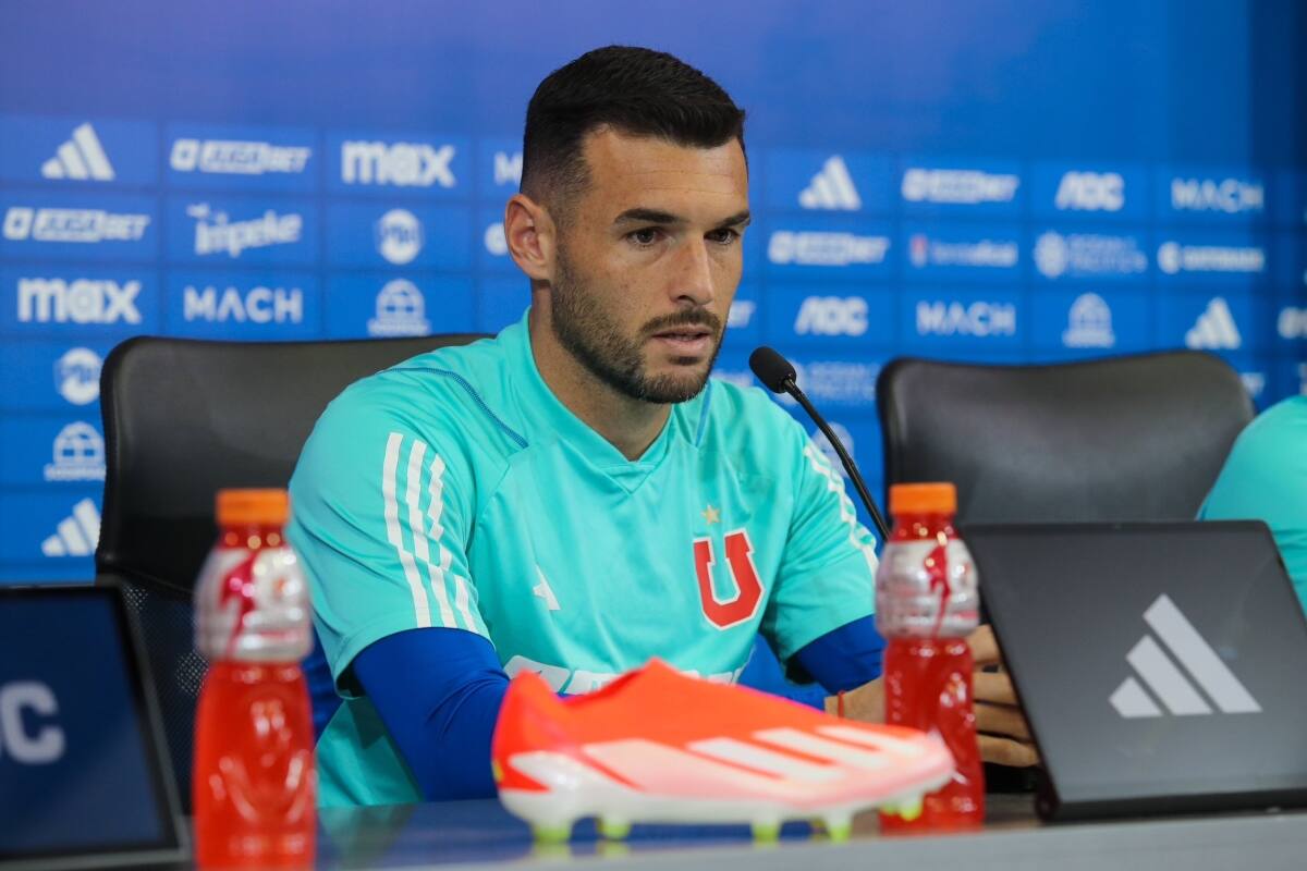 El zaguero de la U descartó llegar a la U con una lesión crónica. Foto @udechile.