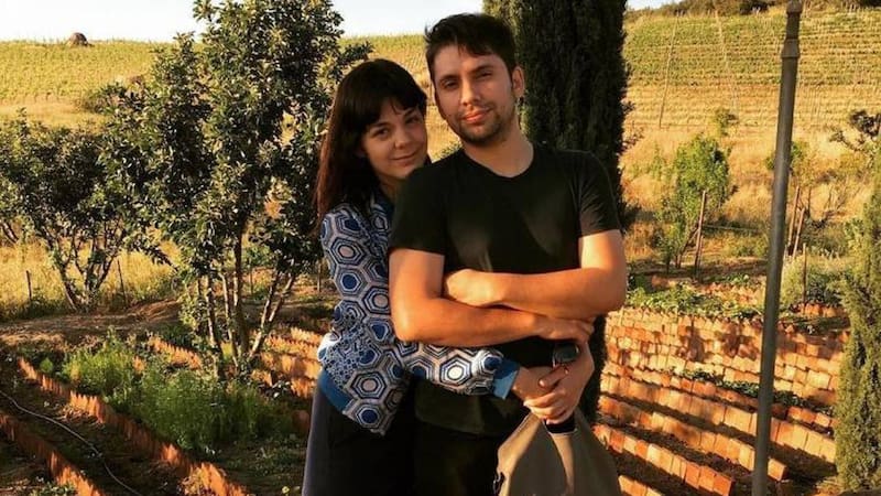 En una nueva edición de “De Tú a Tú”, Martín Cárcamo visitó a Fabrizio Copano, que entre otras cosas, contó su historia de amor con su esposa estadounidense, Cristina Garza.