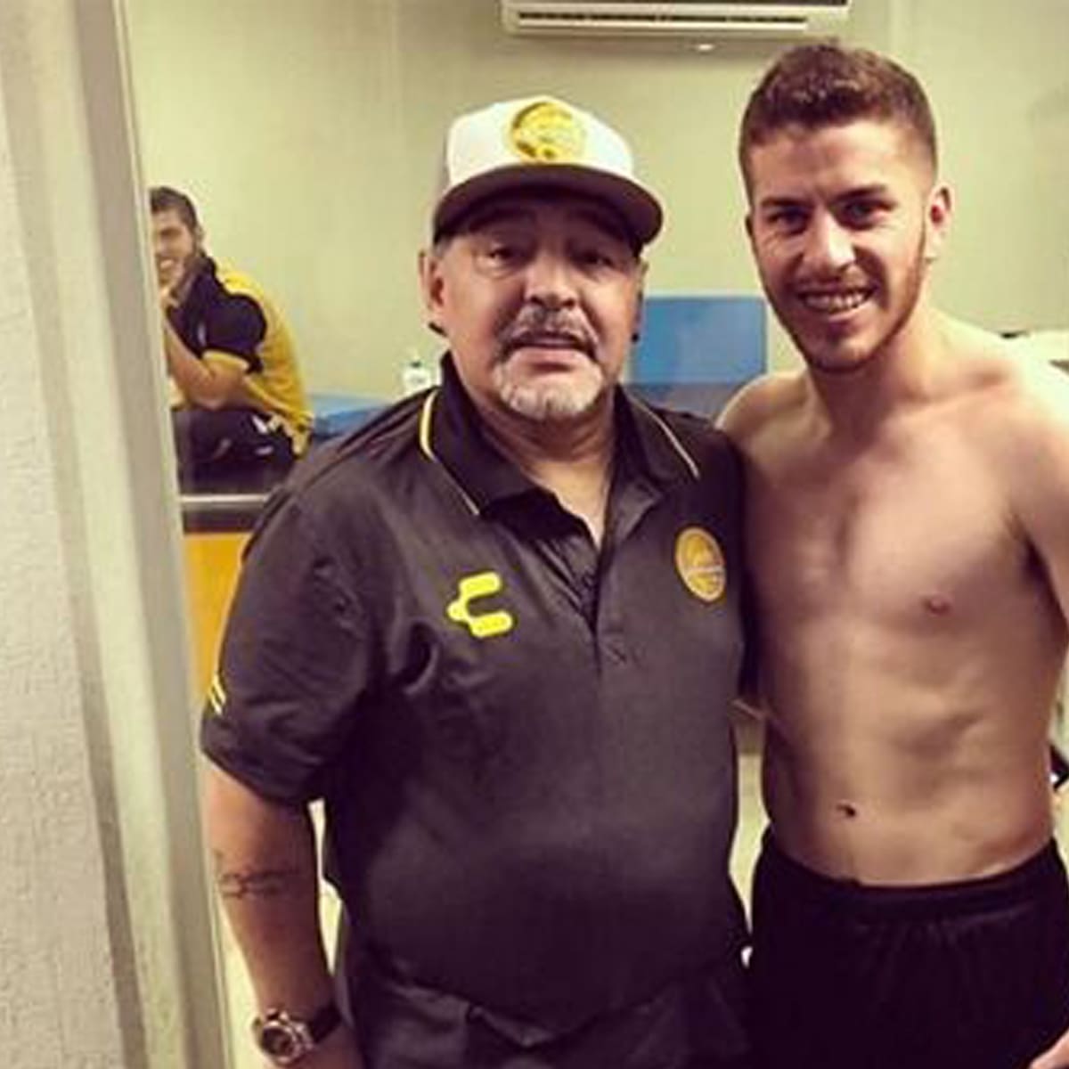 Fue dirigido por Diego Maradona: San Luis le da el primer refuerzo a Humberto Suazo