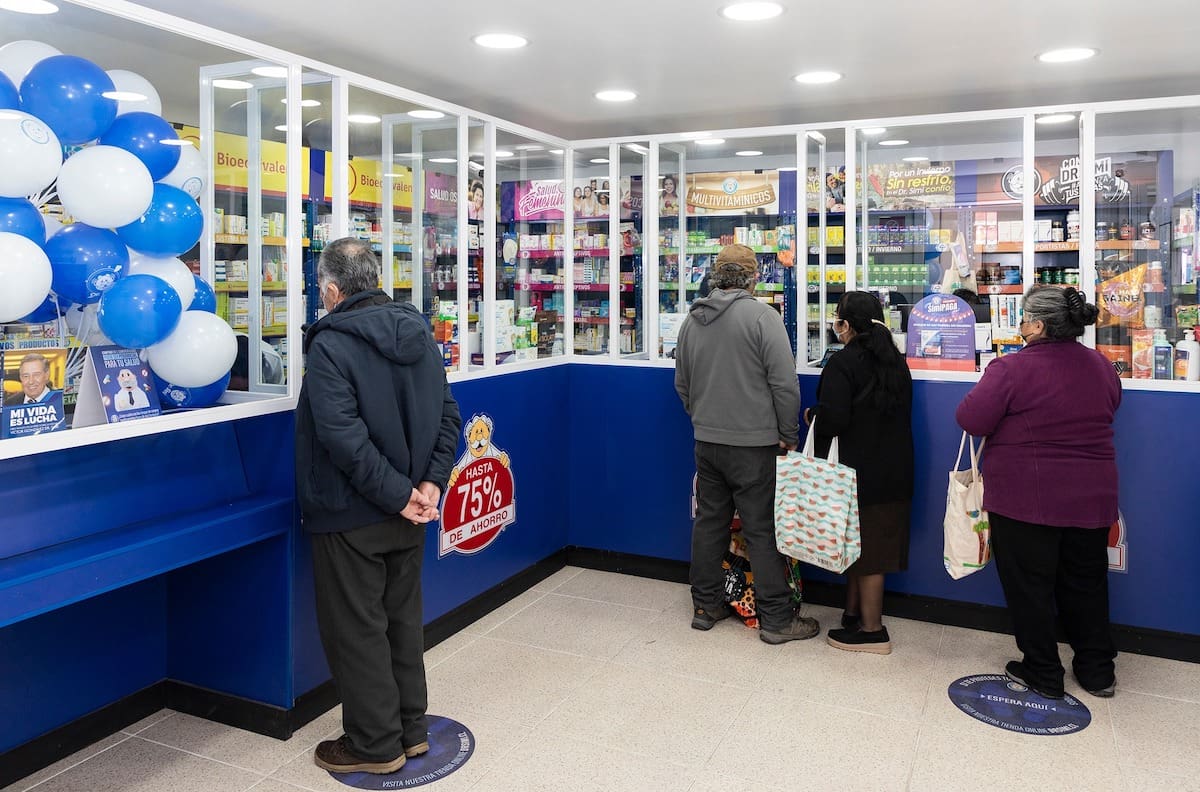 Obtén un 33% de descuento en Farmacias Dr. Simi pagando con tu Cuenta RUT