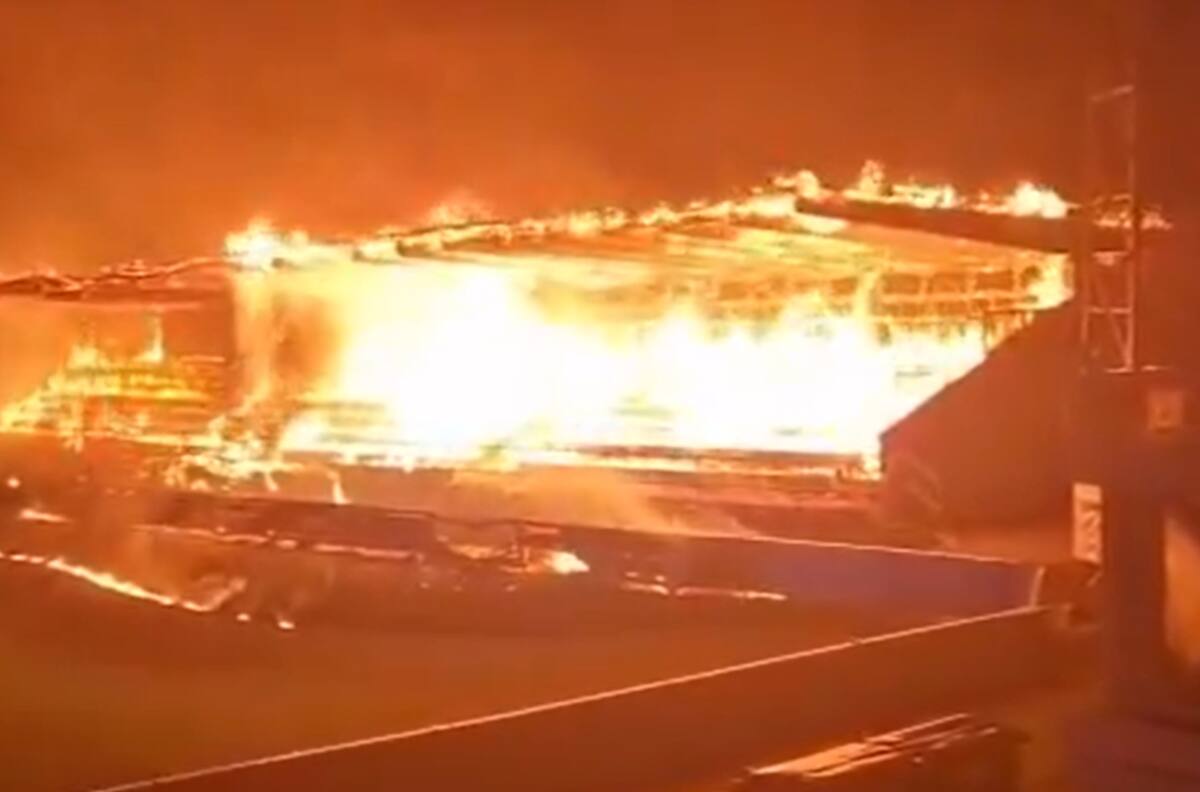 VIDEO | Desquicio total: equipo europeo se fue a la B y el estadio fue quemado