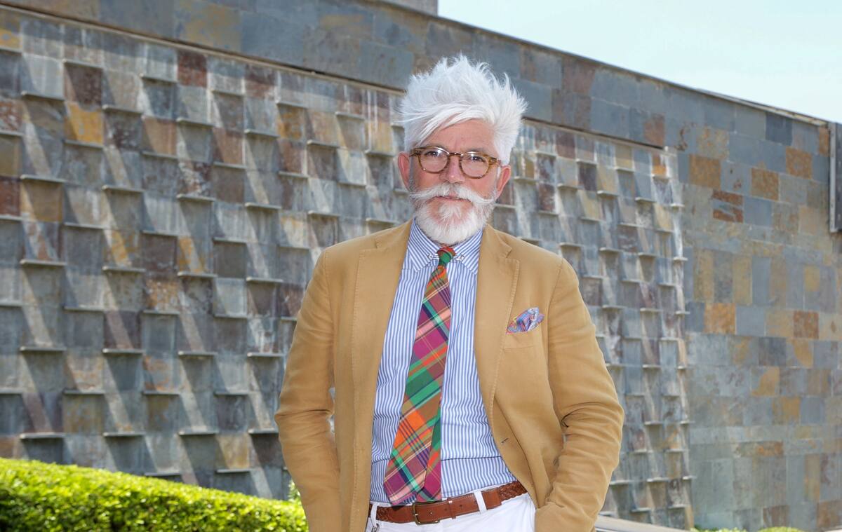 tuvo fea actitud con joven de 15 años