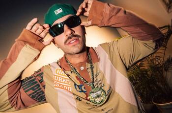 Problemas de sonido marcaron show de Feid en el Lollapalooza Chile 2024