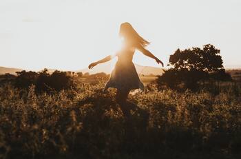 ¿A que edad nos volvemos felices?: Estudio de la Universidad de Harvard tiene la respuesta