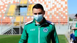 Iba a ser el nuevo DT de Puerto Montt y el club se arrepintió: le avisaron cuando ya iba viajando