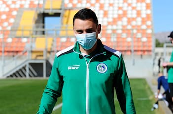 Iba a ser el nuevo DT de Puerto Montt y el club se arrepintió: le avisaron cuando ya iba viajando