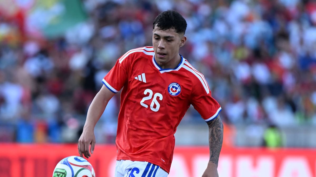 Felipe Faúndez se consolida como el segundo futbolista del mundo con más minutos jugados durante el 2026
