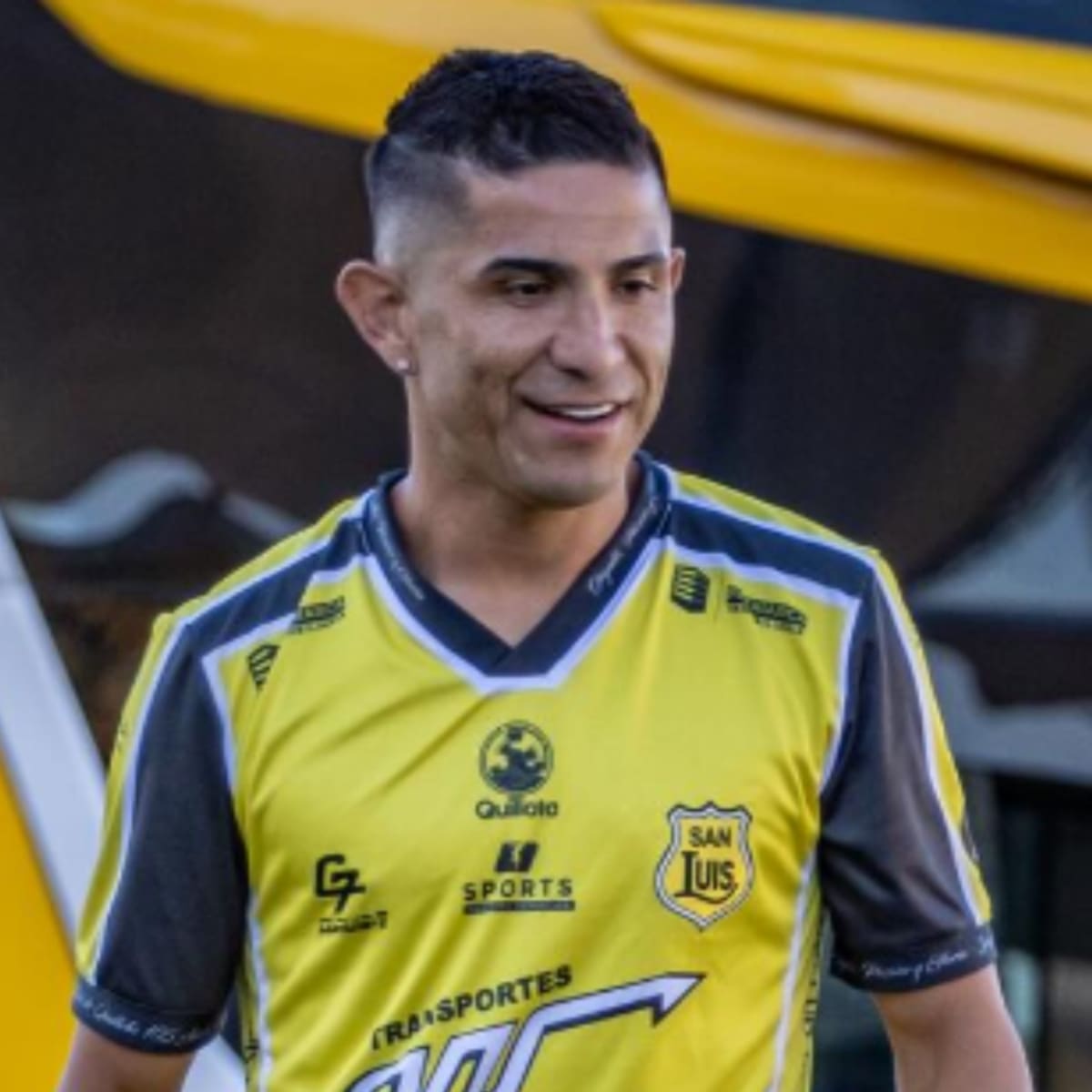 Felipe Flores podría regresar a un viejo amor tras quiebre con Humberto Suazo en San Luis