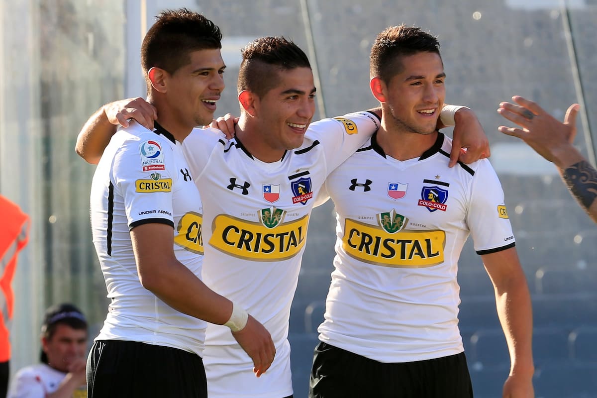 El delantero se refirió a las consecuencias de estar tan ligado a Colo Colo. Foto: Agencia ATON