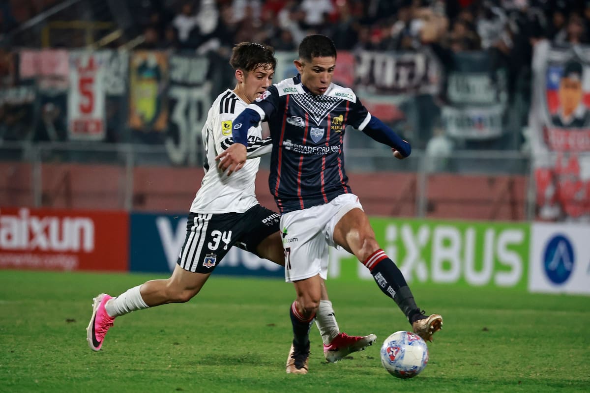 El delantero en su debut con Deportes Recoleta ante Colo-Colo