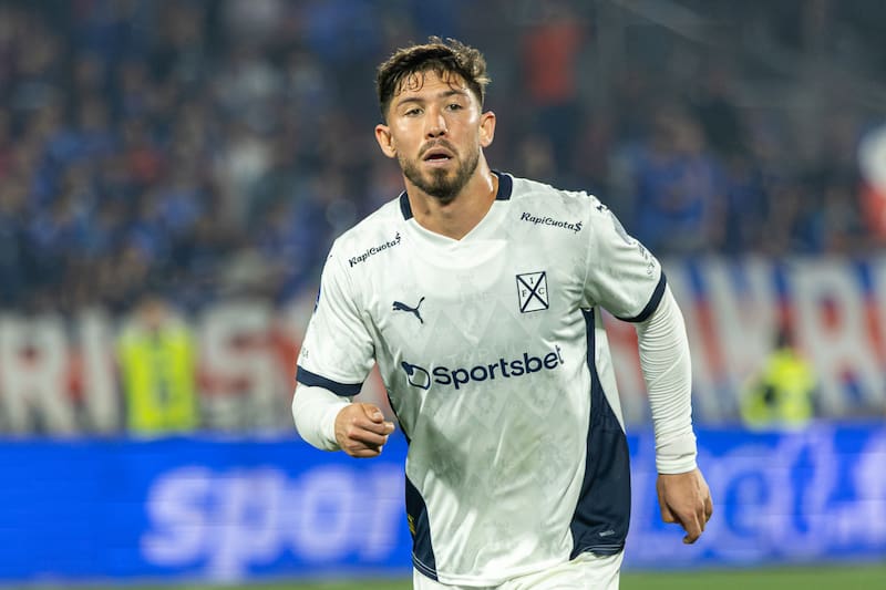 El chileno todavía no cierra su llegada al Brasileirao. Foto: Felipe Escobedo