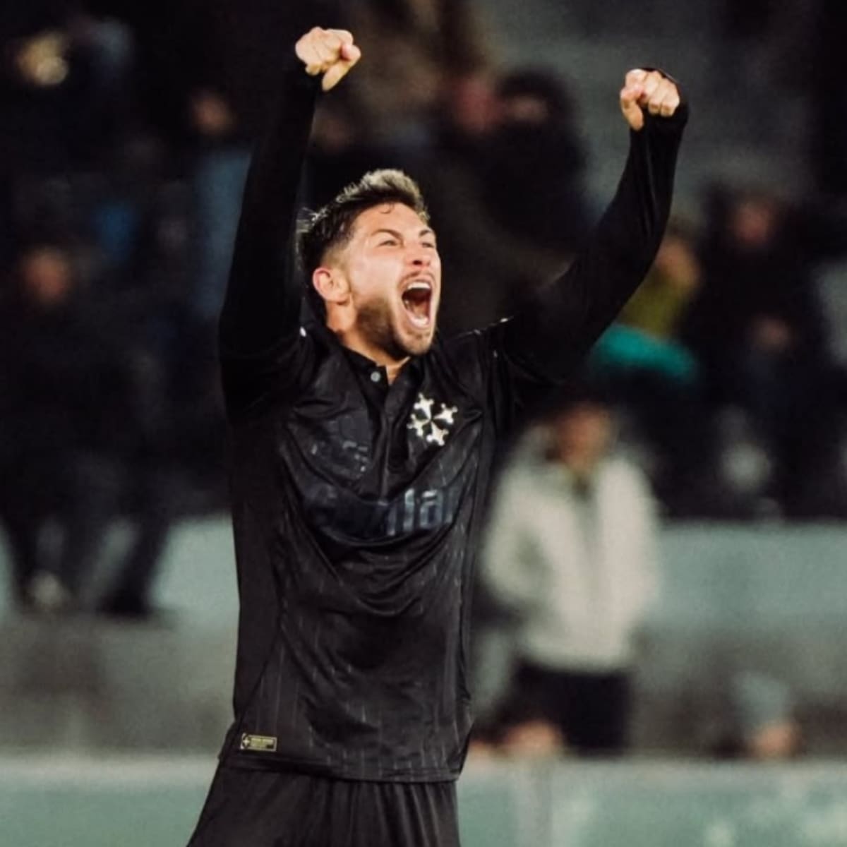 Felipe Loyola podría despedirse de Europa y regresar a Sudamérica: este gigante busca su fichaje