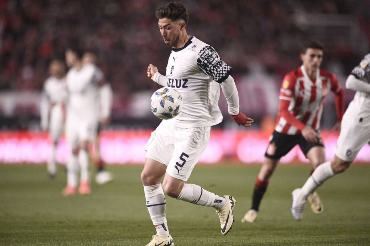 la rompe en su debut con Independiente en Argentina.