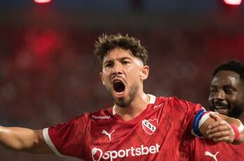 Insólito: Felipe Loyola sufrió tirón de pelo en Copa Sudamericana