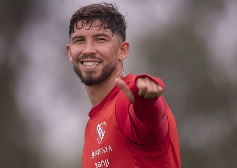 Tiene la ilusión de levantar el título en Argentina. Foto: Independiente.