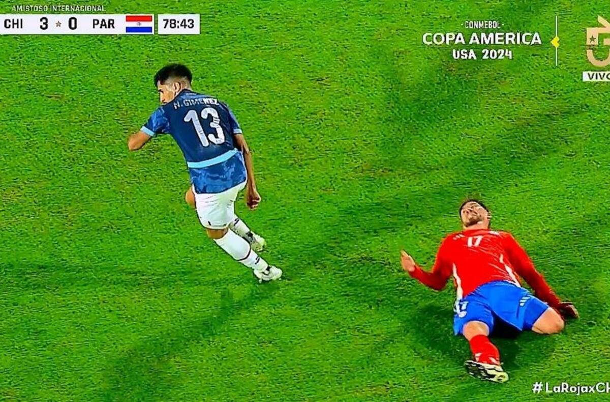 El calvario de Felipe Loyola: disputó 20 minutos ante Paraguay, salió llorando y se complica para Copa América