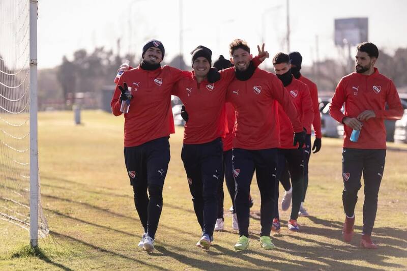 entrenando en Independiente. Foto: @caindependiente.
