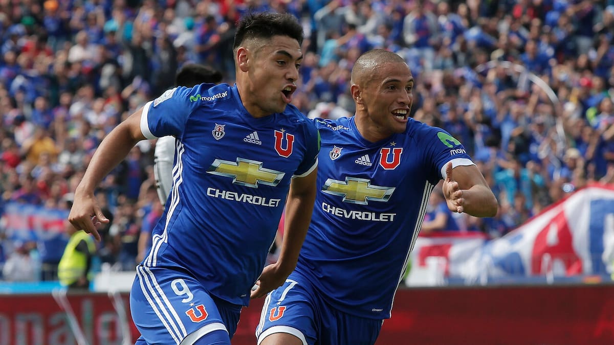 En medio de un posible retorno a la U: Felipe Mora recibe una inesperada visita azul en pleno partido de la MLS