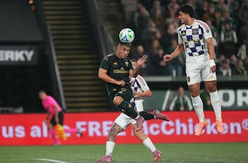 VIDEO | Genio, figura y esperando a la U: el enorme doblete de Felipe Mora en la MLS