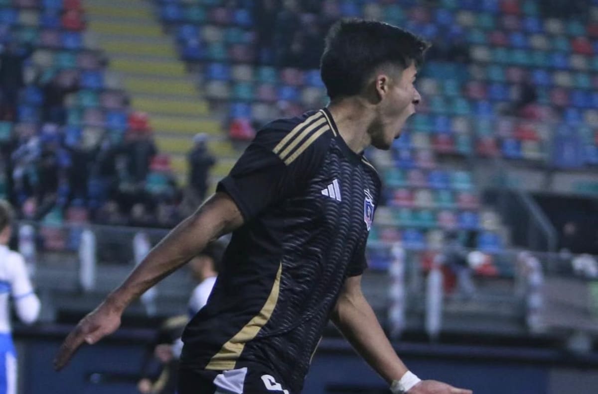 VIDEO | Felipe Raipán sigue intratable y anota golazo en la final del Campeonato Sub-16 contra la UC