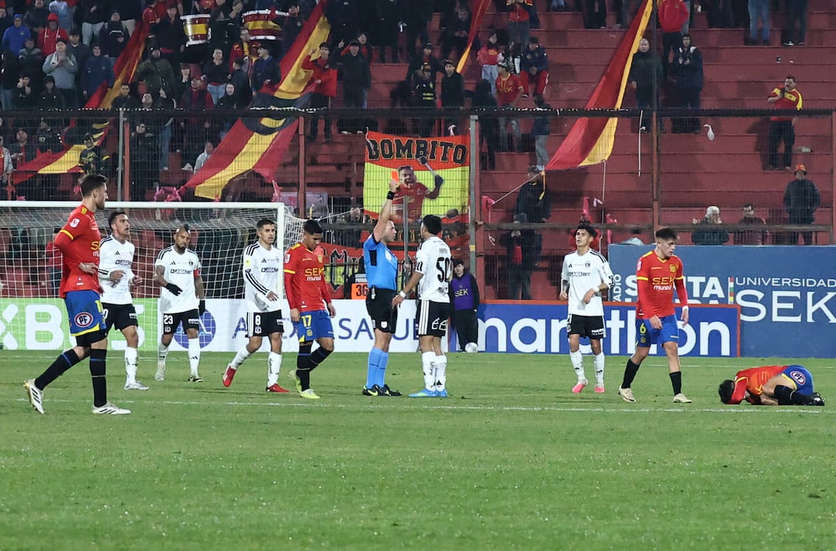 VIDEO | Llevaba tres minutos en cancha: Felipe Raipán se fue expulsado en Colo-Colo por esta acción