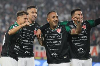 Felipe Reynero se muere por jugar en Wanderers: “Es un club gigante, con una hinchada tremenda”