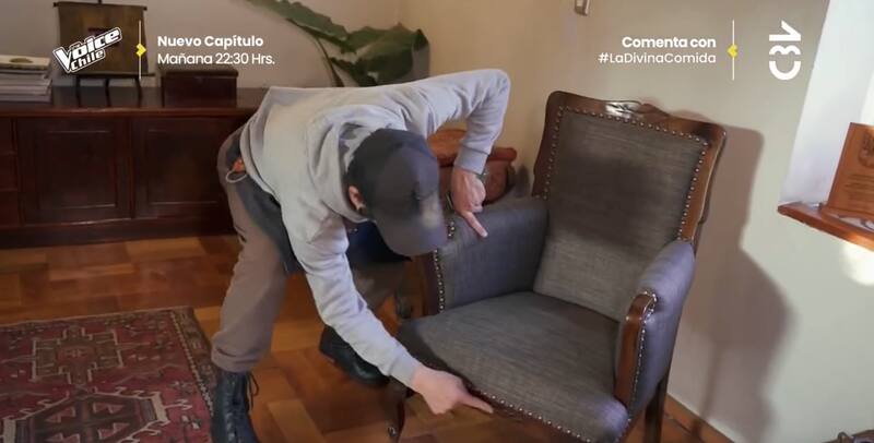Uno de los sillones restaurados por sus amigos / CHV