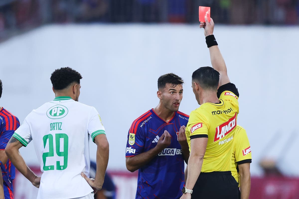 El lateral fue castigado con dos fechas. Foto: Agencia ATON.
