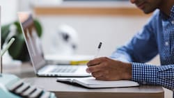 Feria Laboral de SENCE y BNE ofrece más de 3 mil trabajos: Así se puede postular a salarios de hasta $1.000.000