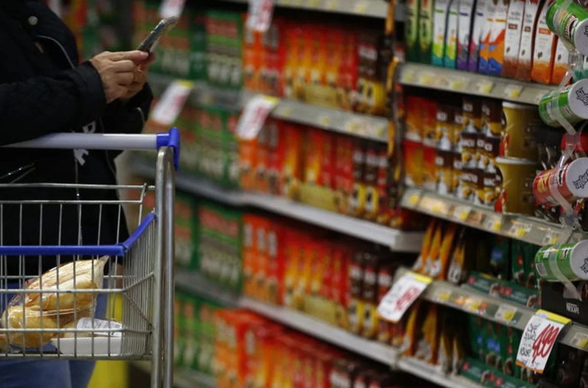 Feriado 20 de junio: ¿A qué hora abren y cierran los principales supermercados y malls de Chile?