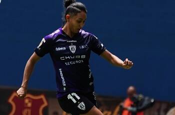 VIDEO | Control y remate rasante: ex U. de Chile marcó gol decisivo en Ecuador