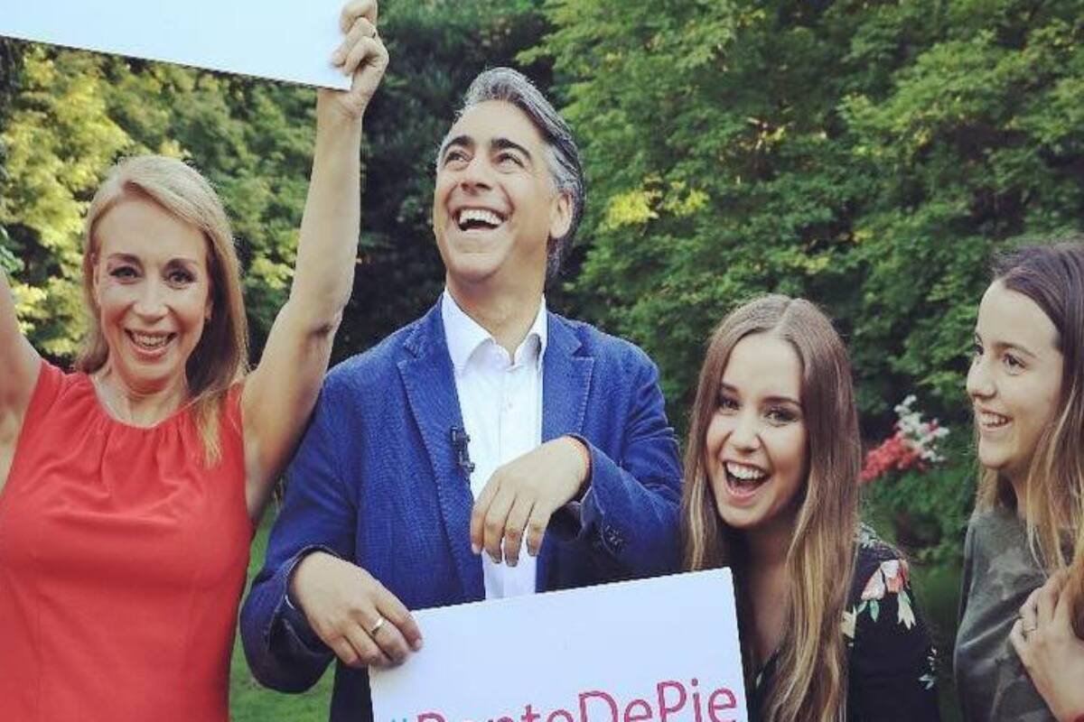 Hija de Karen Doggenweiler se va de Chile