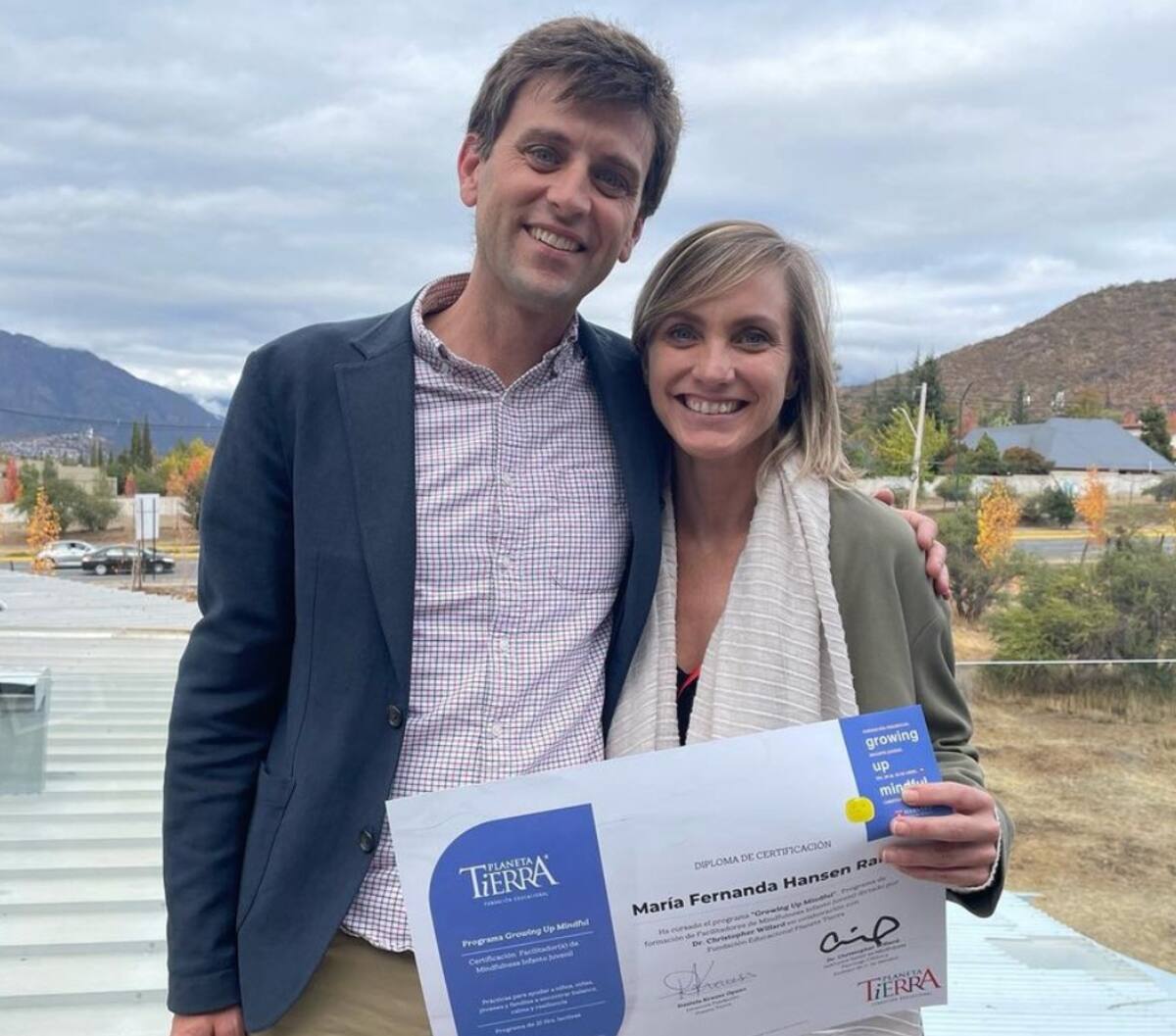 Fernanda Hansen con su diploma / Créditos: Instagram