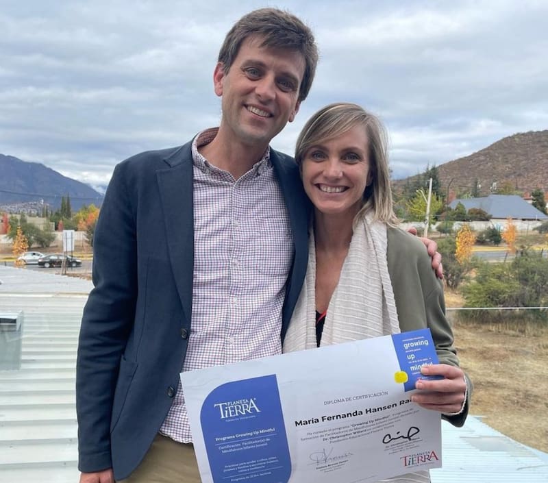 Fernanda Hansen con su diploma / Créditos: Instagram