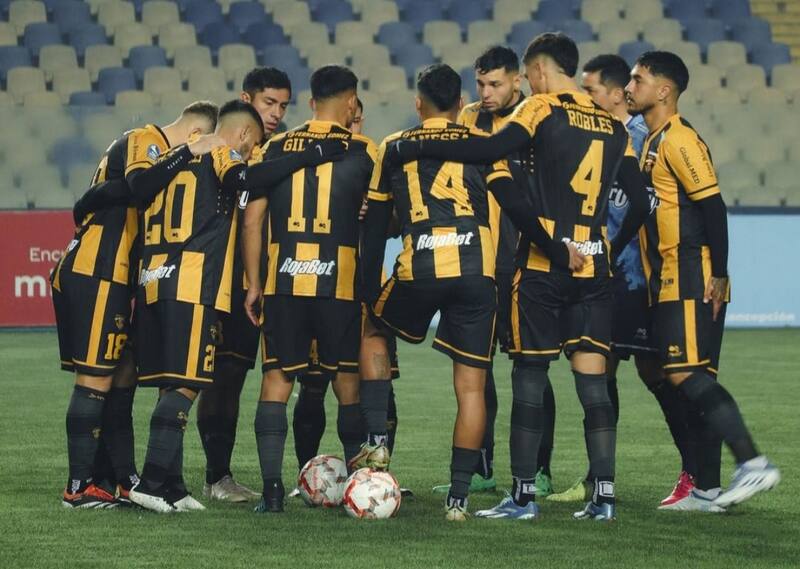 no encuentra paz en la Segunda División. Foto: @fernandezvial.