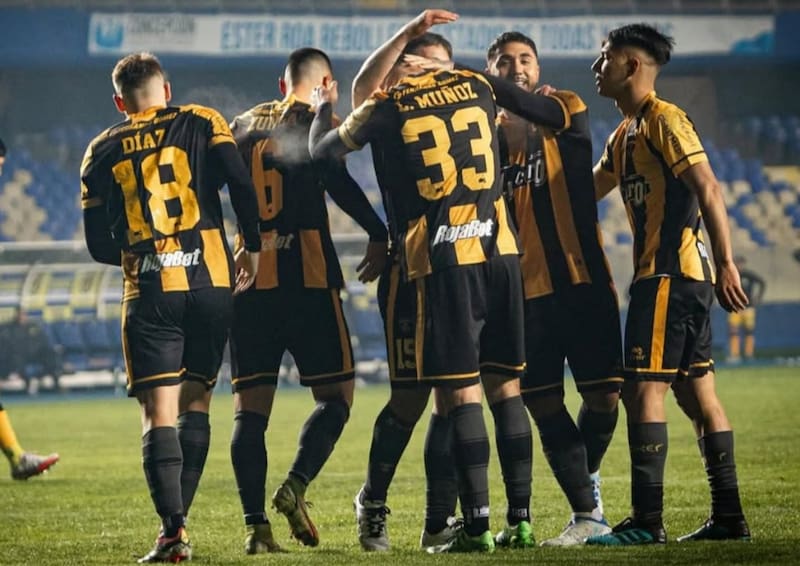 . Luis Muñoz defendió la camiseta de Fernández Vial en 2024.