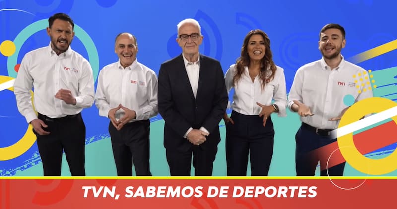 Fernando Agustín Tapia como parte del equipo de TVN.