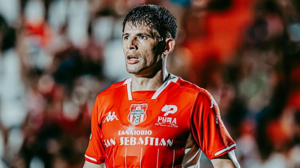 Fernando Díaz tiene a su primer refuerzo: Deportes Concepción abrocha a volante paraguayo