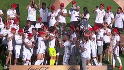 VIDEO | La acción de Fernando De Paul tras recibir la copa que emocionó a los hinchas de Colo Colo