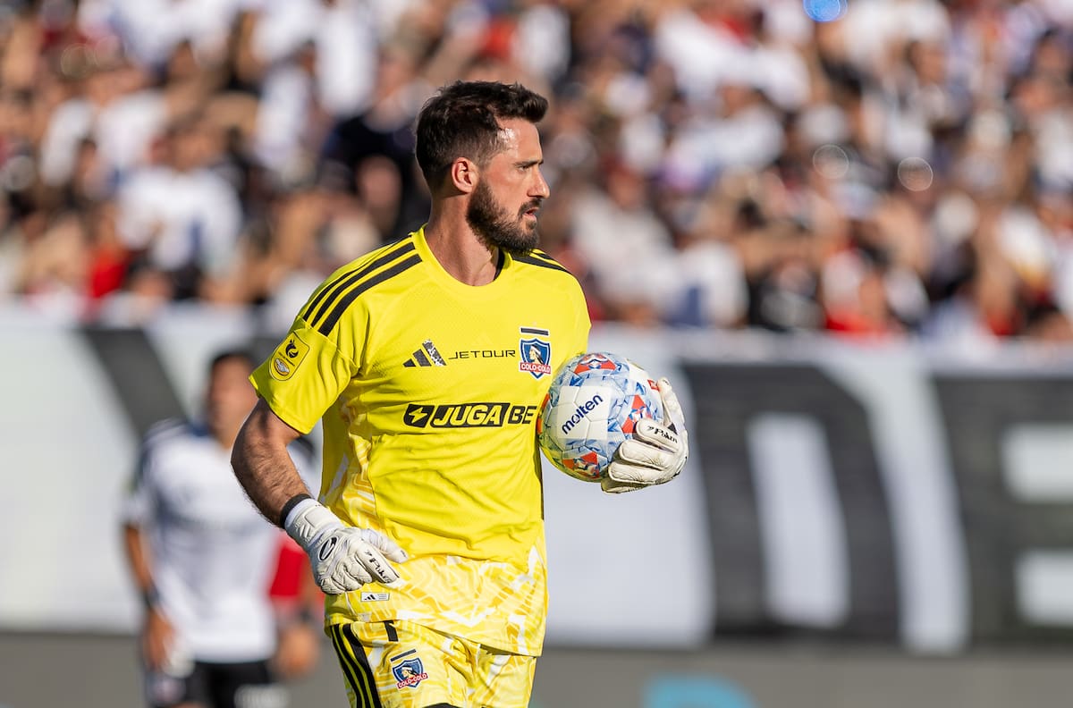 La cantera como única opción: el complejo panorama de Colo-Colo ante la lesión de Fernando De Paul