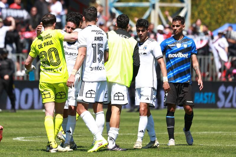 en el partido de Colo Colo ante Huachipato en Talcahuano. Foto: Aton.