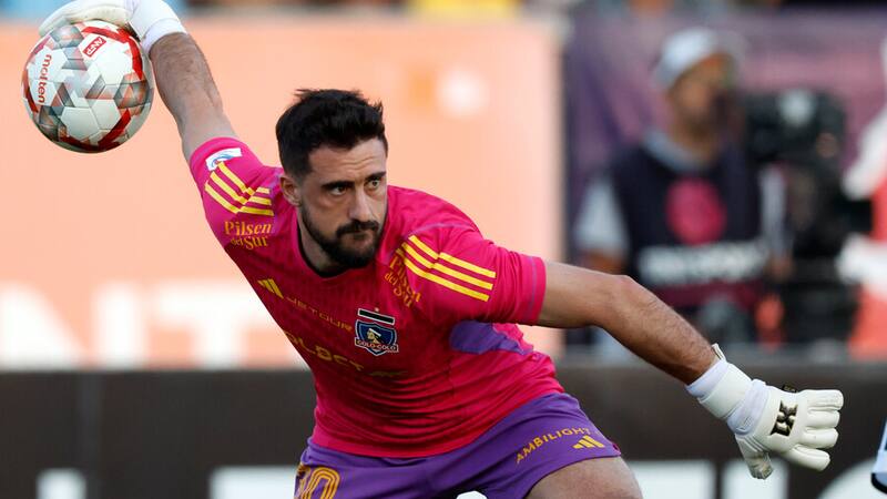 Ante una posible salida de Fernando De Paul: los arqueros con los que cuenta Colo Colo para 2025