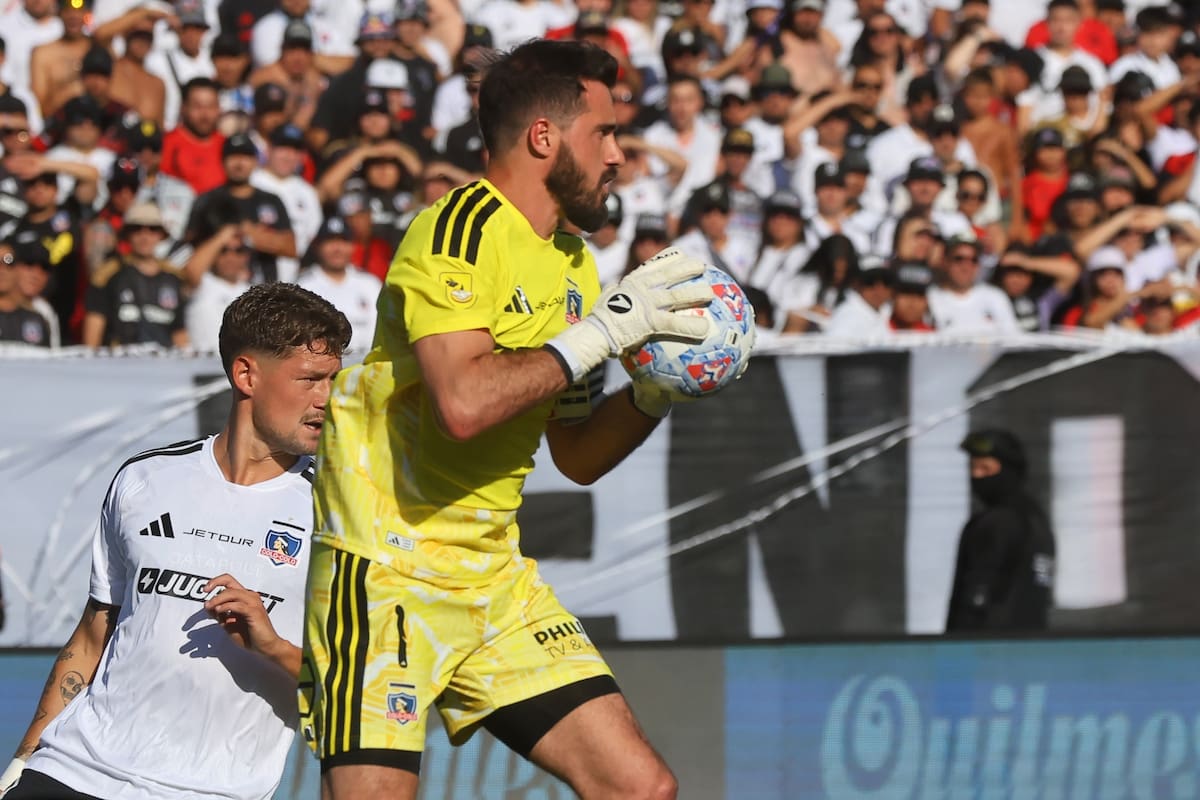El Tuto en el Superclásico entre Colo Colo y la U en el Monumental